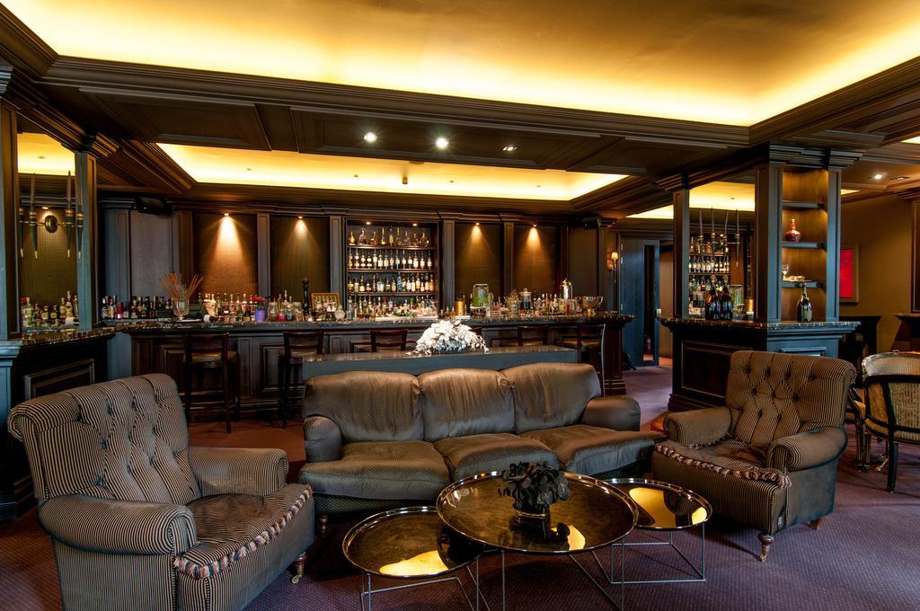 Pentelikon Hotel Кифисия Екстериор снимка