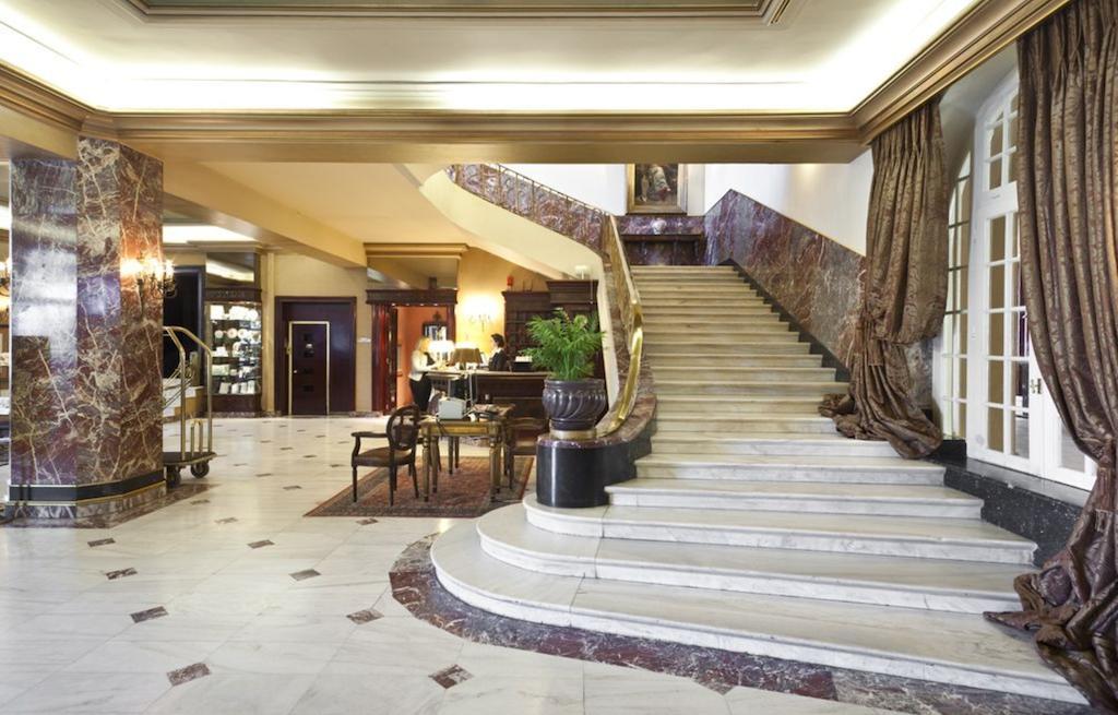 Pentelikon Hotel Кифисия Екстериор снимка