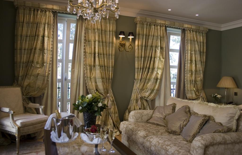Pentelikon Hotel Кифисия Стая снимка