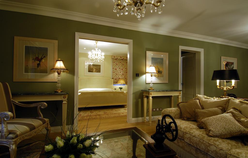 Pentelikon Hotel Кифисия Стая снимка